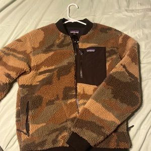 Patagonia camo jacket